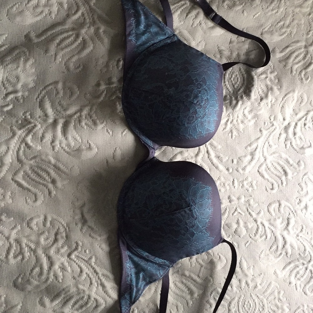 Victoria’s Secret bra